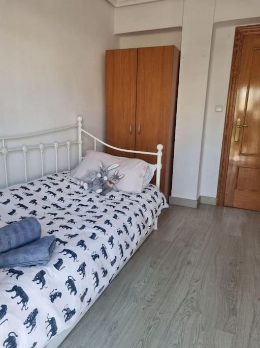 Lovely Three-Bedroom Apartment In Puerto De Sagunt ปัวร์โตเดซากุนโต ภายนอก รูปภาพ