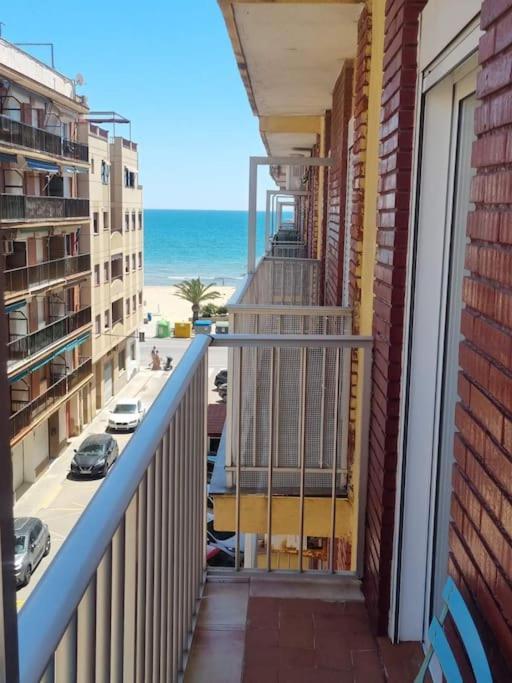 Lovely Three-Bedroom Apartment In Puerto De Sagunt ปัวร์โตเดซากุนโต ภายนอก รูปภาพ
