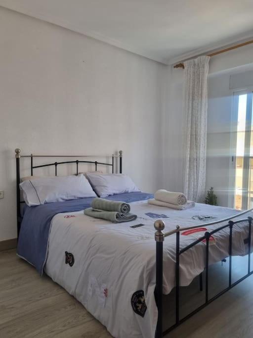 Lovely Three-Bedroom Apartment In Puerto De Sagunt ปัวร์โตเดซากุนโต ภายนอก รูปภาพ