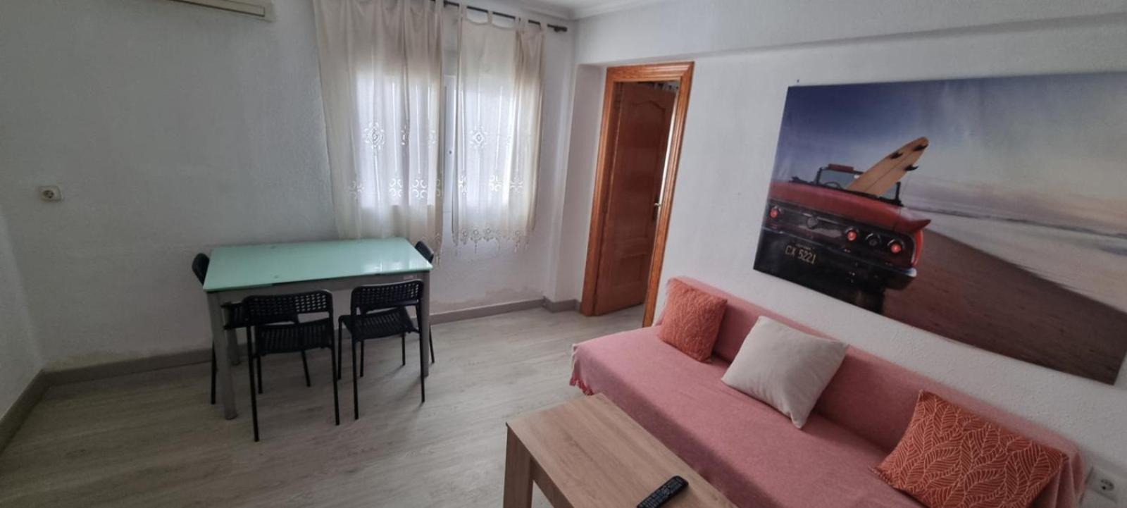 Lovely Three-Bedroom Apartment In Puerto De Sagunt ปัวร์โตเดซากุนโต ภายนอก รูปภาพ